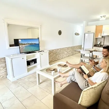 Heated Pool Royal Gardens By Deihu Experiences Appartement Playa de las Américas