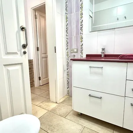 Heated Pool Royal Gardens By Deihu Experiences Apartamento